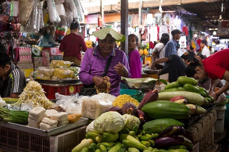 Marché Frais & Promenade des Produits Locaux