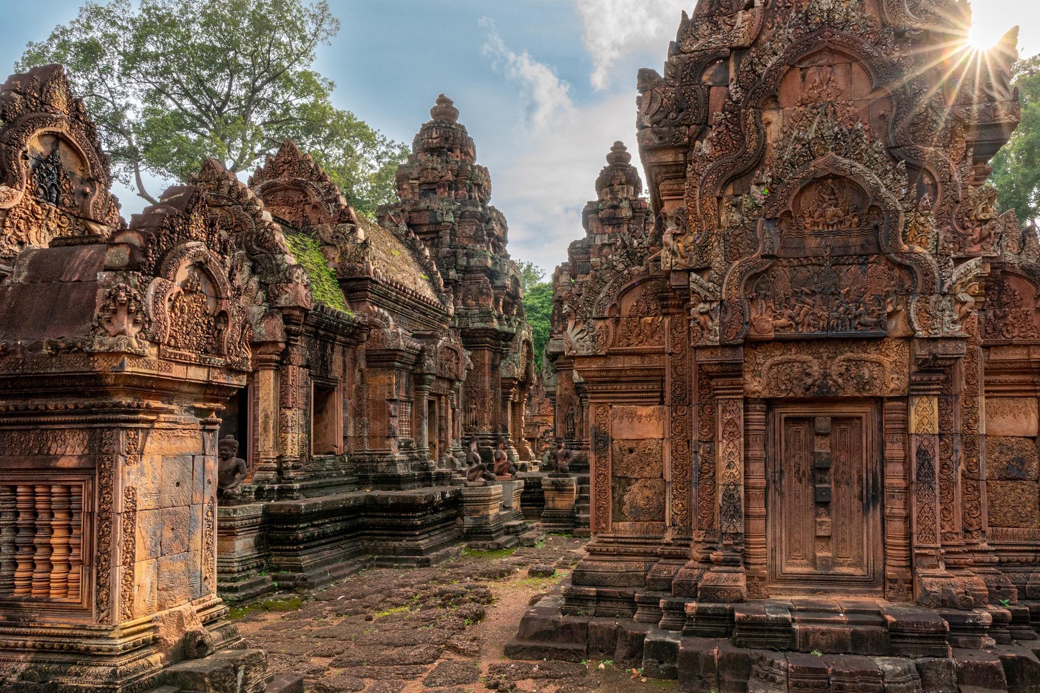 Angkor in 4 Wonders photo 3