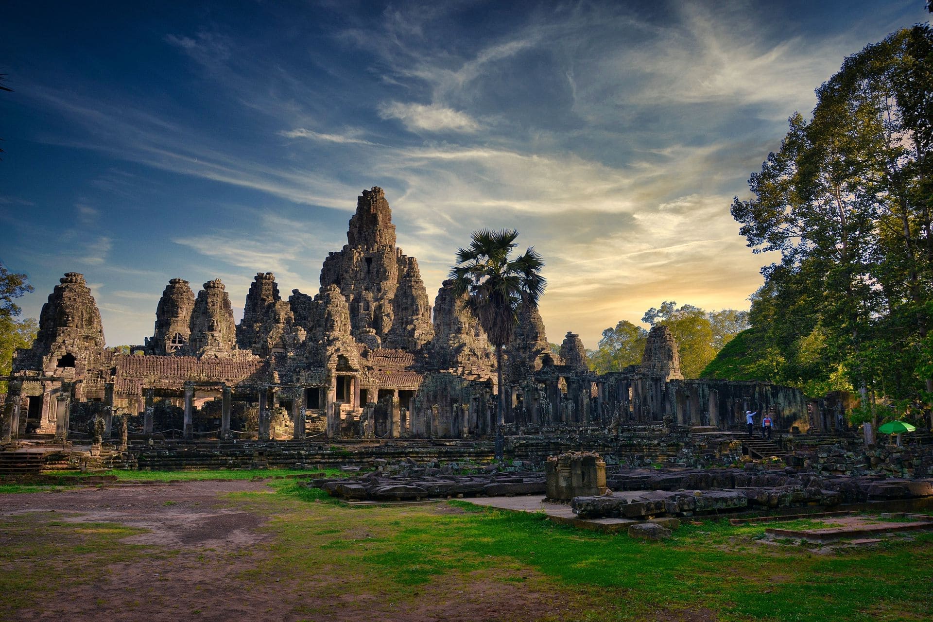 The Sacred Treasures of Angkor and Kbal Spean – 3 Days photo 4