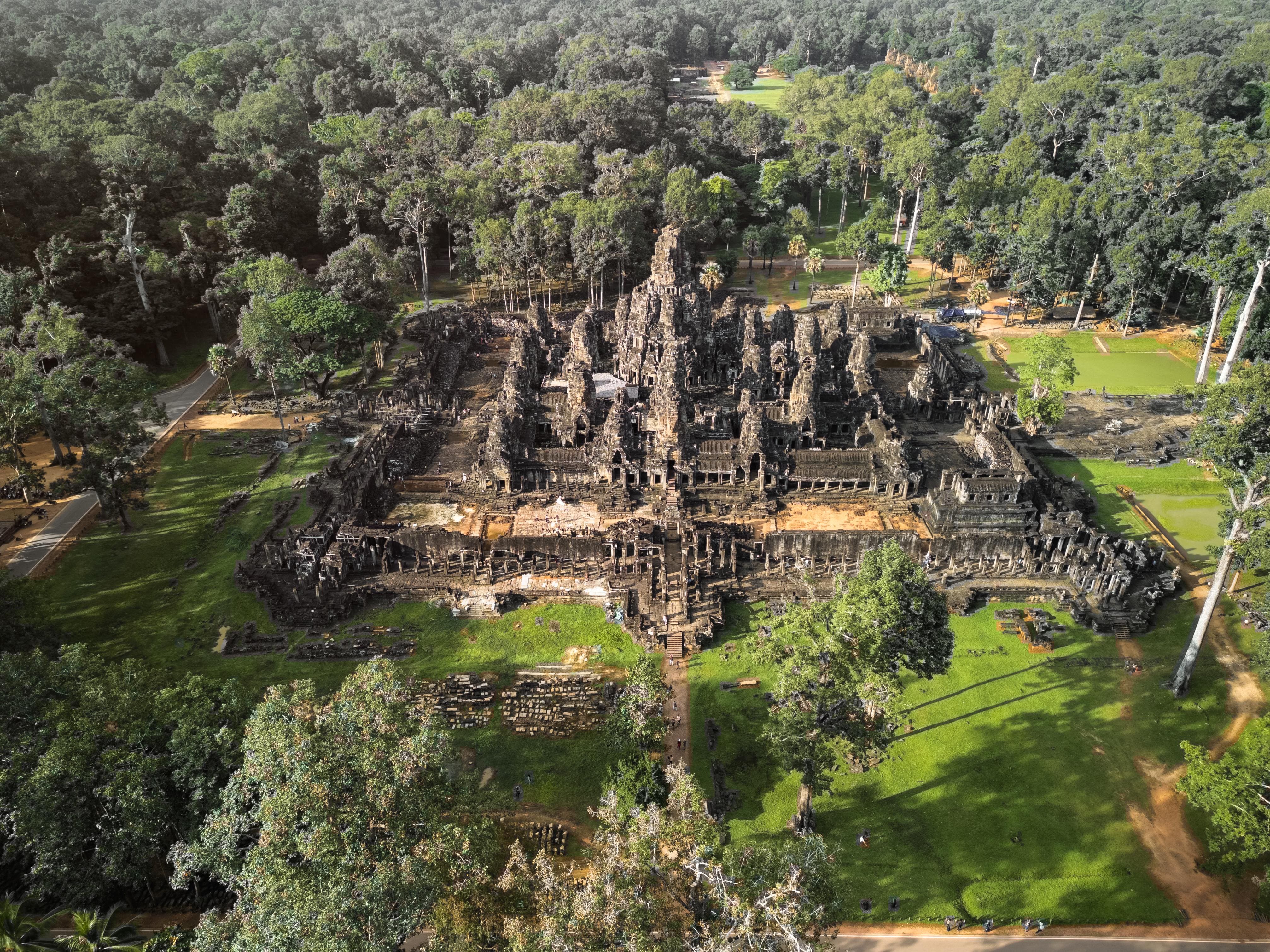 The Sacred Treasures of Angkor and Kbal Spean – 3 Days photo 3