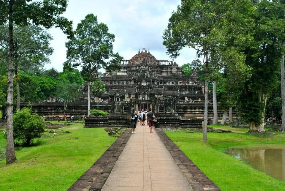 The Sacred Treasures of Angkor and Kbal Spean – 3 Days photo 8