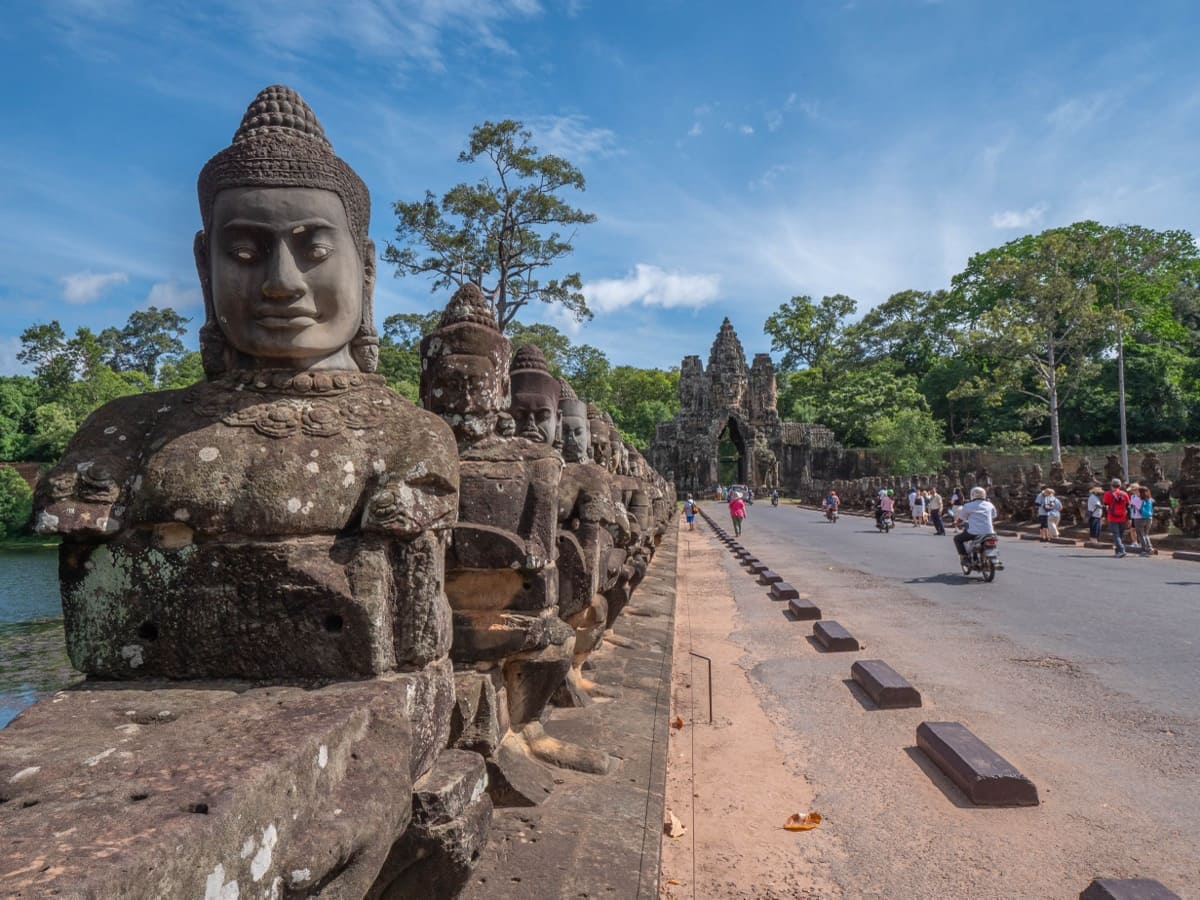 3 Days in the Heart of Cambodia: Angkor & Kampong Khleang photo 4
